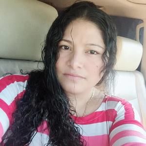 Meet your Posher, Elena